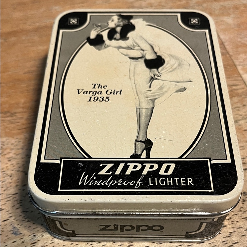 Zippo Varga Girl Vintage Windproof Lighter